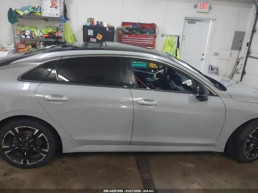 Kia K5 1.6L I-4 DI, DOHC, VVT, TURBO, 180HP Front Wheel | Mobile.bg � ����������� 6