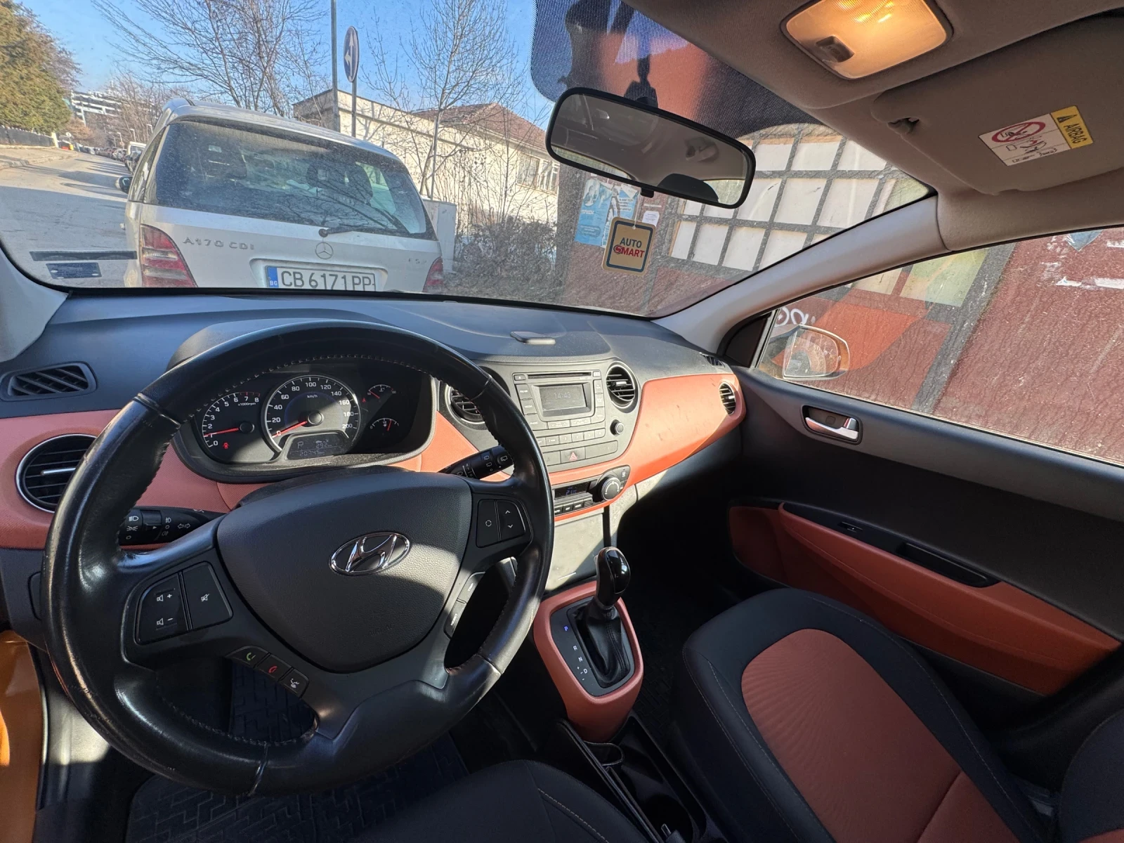 Hyundai I10, снимка 6 - Автомобили и джипове - 53825720