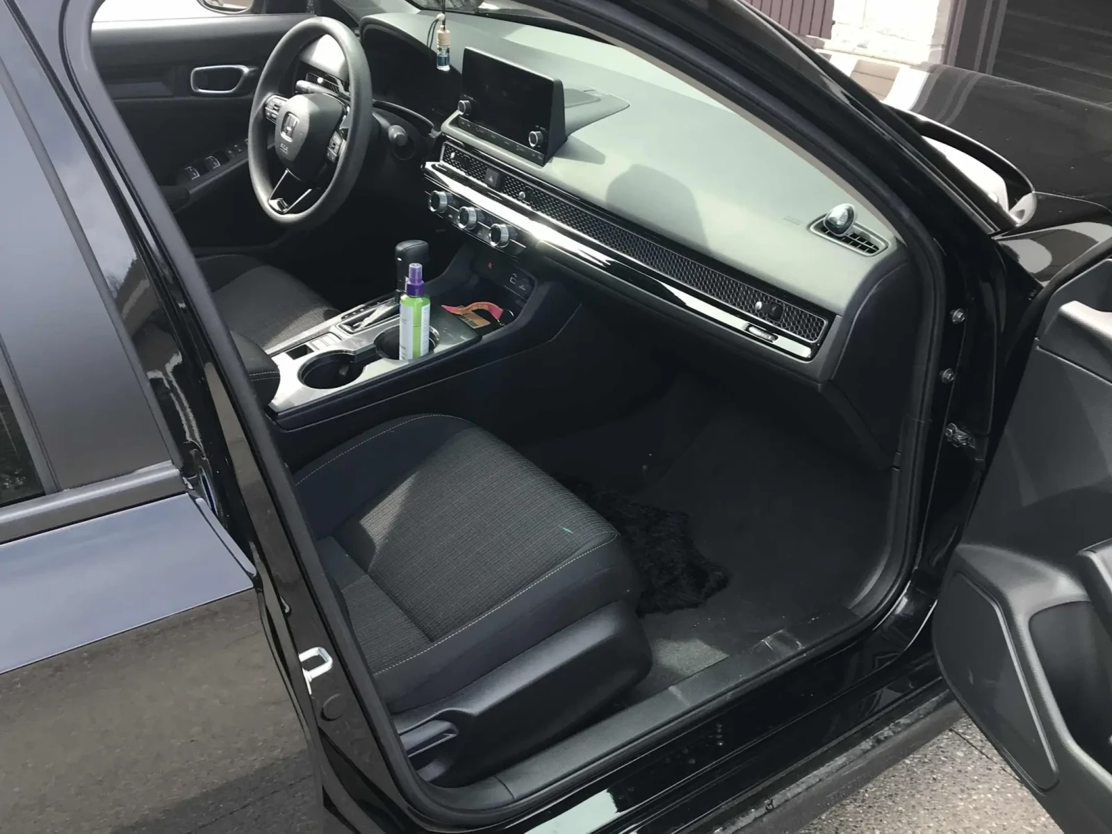 Honda Civic Sedan LX * * CARFAX * * АВТО КРЕДИТ * * , снимка 9 - Автомобили и джипове - 53940401