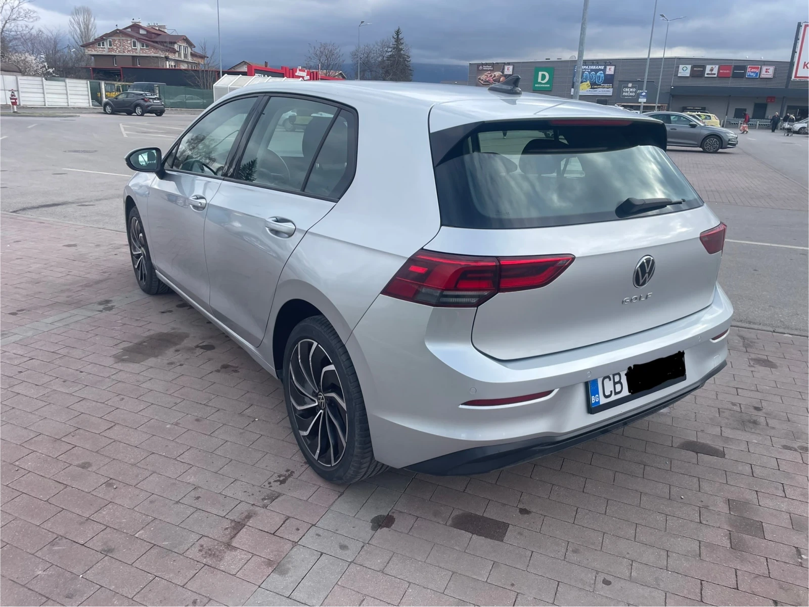 VW Golf Като НОВ, снимка 2 - Автомобили и джипове - 53962961
