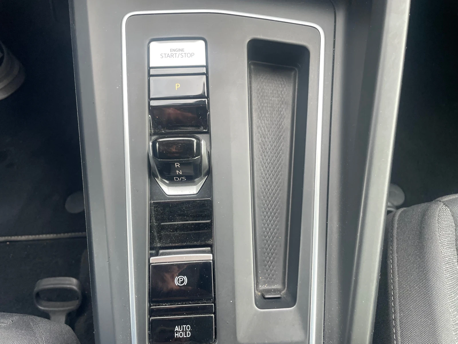 VW Golf Като НОВ, снимка 10 - Автомобили и джипове - 53962961