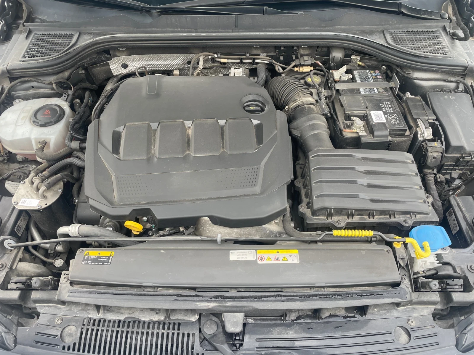 VW Golf Като НОВ, снимка 12 - Автомобили и джипове - 53962961