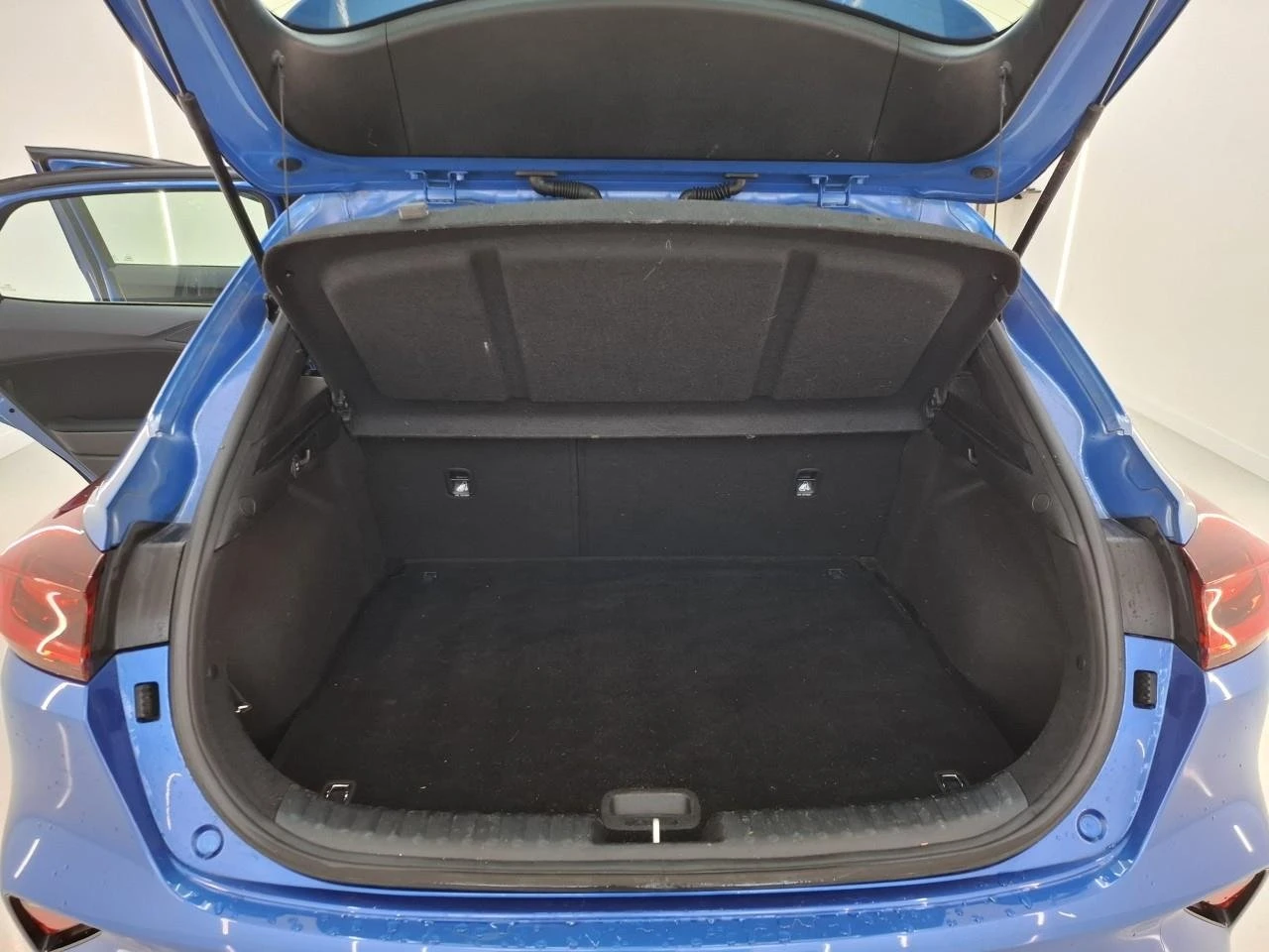 Kia XCeed 1.0 T-GDI Petrol Manual, снимка 9 - Автомобили и джипове - 53962156