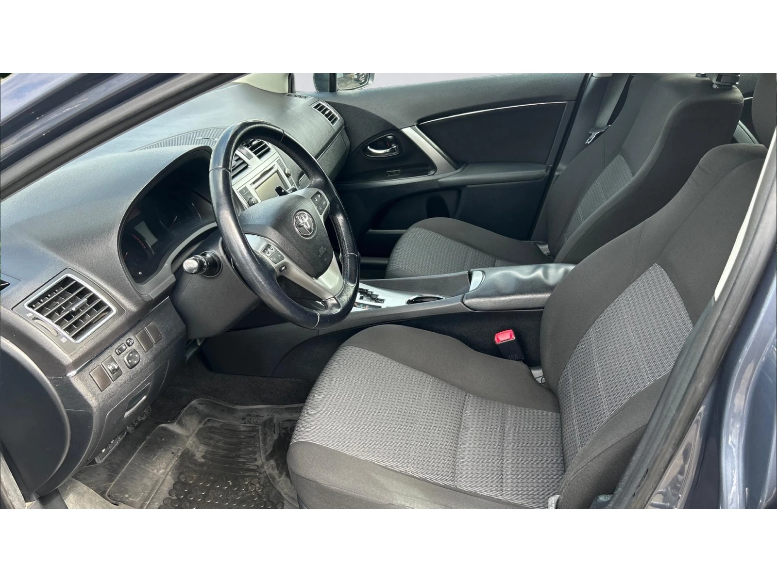 Toyota Avensis Месечна вноска от 160  , снимка 11 - Автомобили и джипове - 54082067