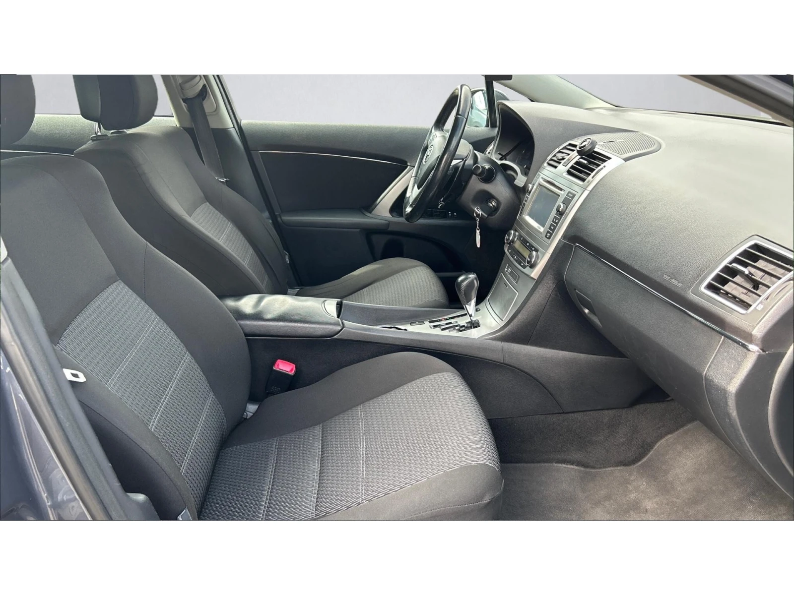 Toyota Avensis Месечна вноска от 160  , снимка 17 - Автомобили и джипове - 54082067