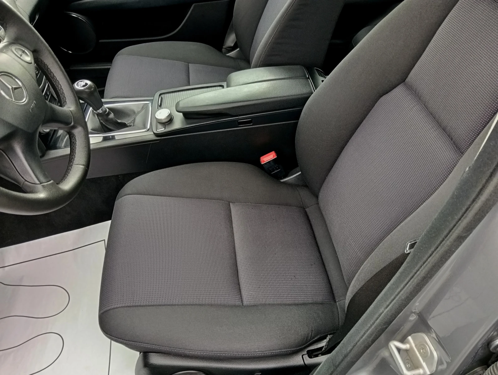 Mercedes-Benz C 200 2.2 CDI, снимка 8 - Автомобили и джипове - 54150553