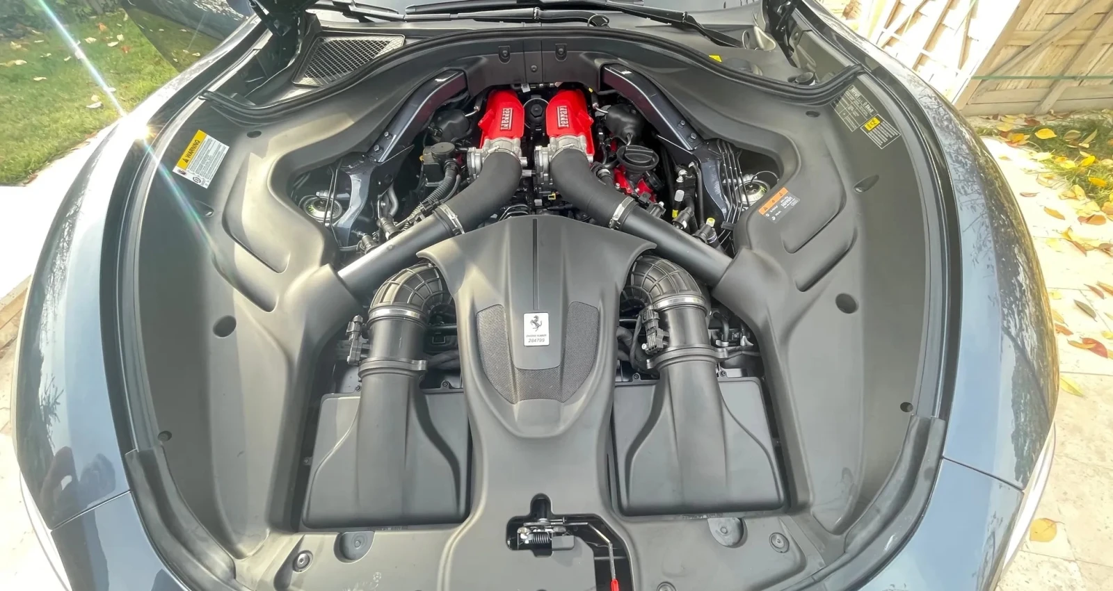 Ferrari Roma 3.9 V8, снимка 5 - Автомобили и джипове - 54339943