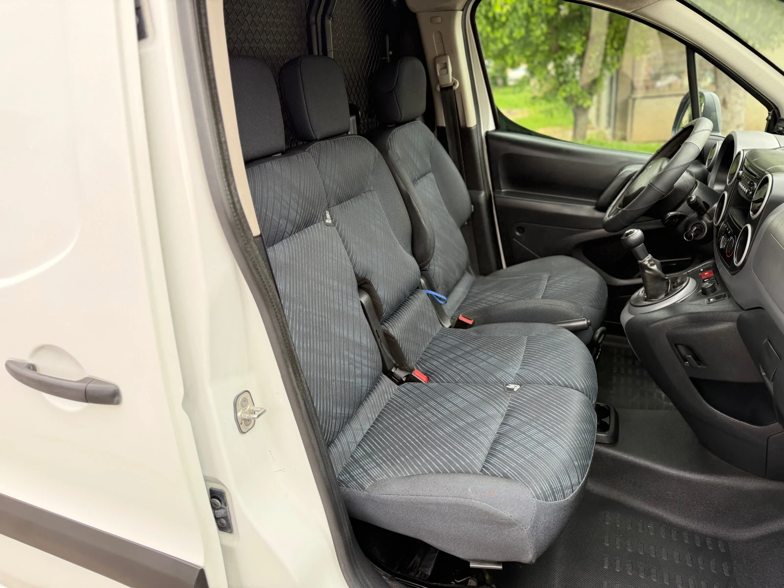 Peugeot Partner * AC* , снимка 10 - Автомобили и джипове - 54478020