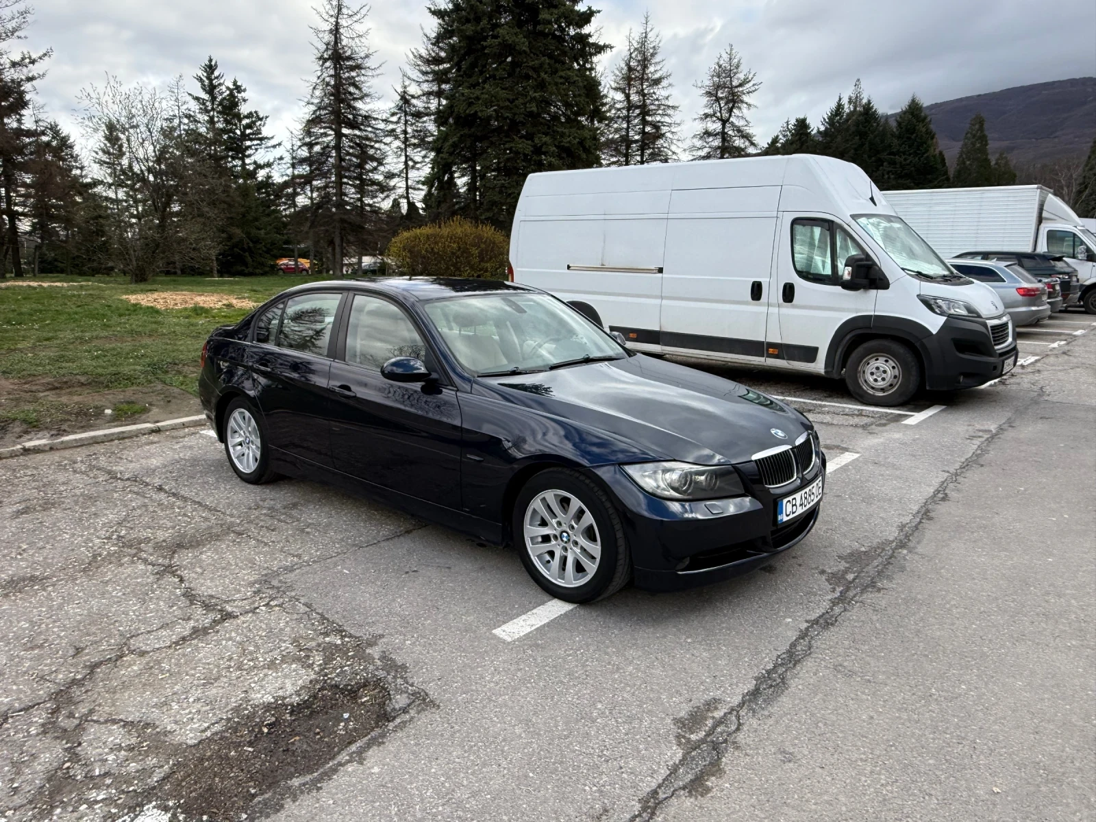 BMW 320, снимка 6 - Автомобили и джипове - 54646371
