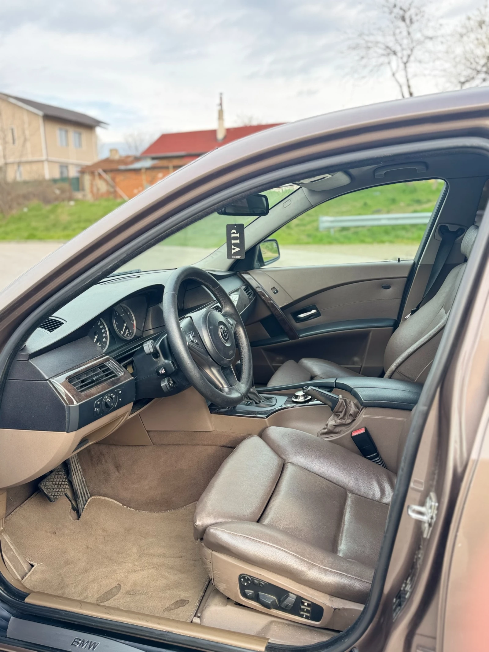 BMW 530, снимка 11 - Автомобили и джипове - 54722717