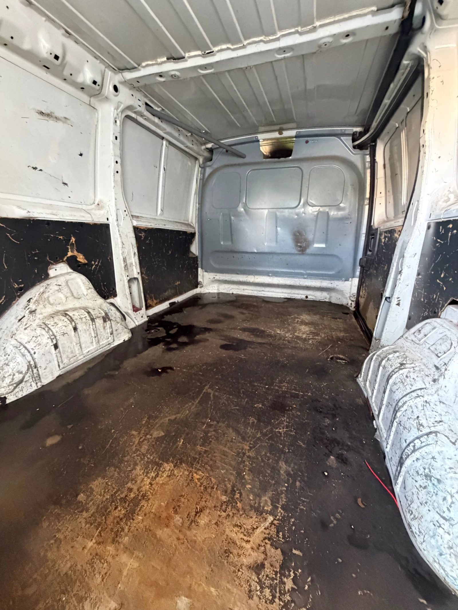 Fiat Scudo 2.0hdi, снимка 10 - Автомобили и джипове - 54778079