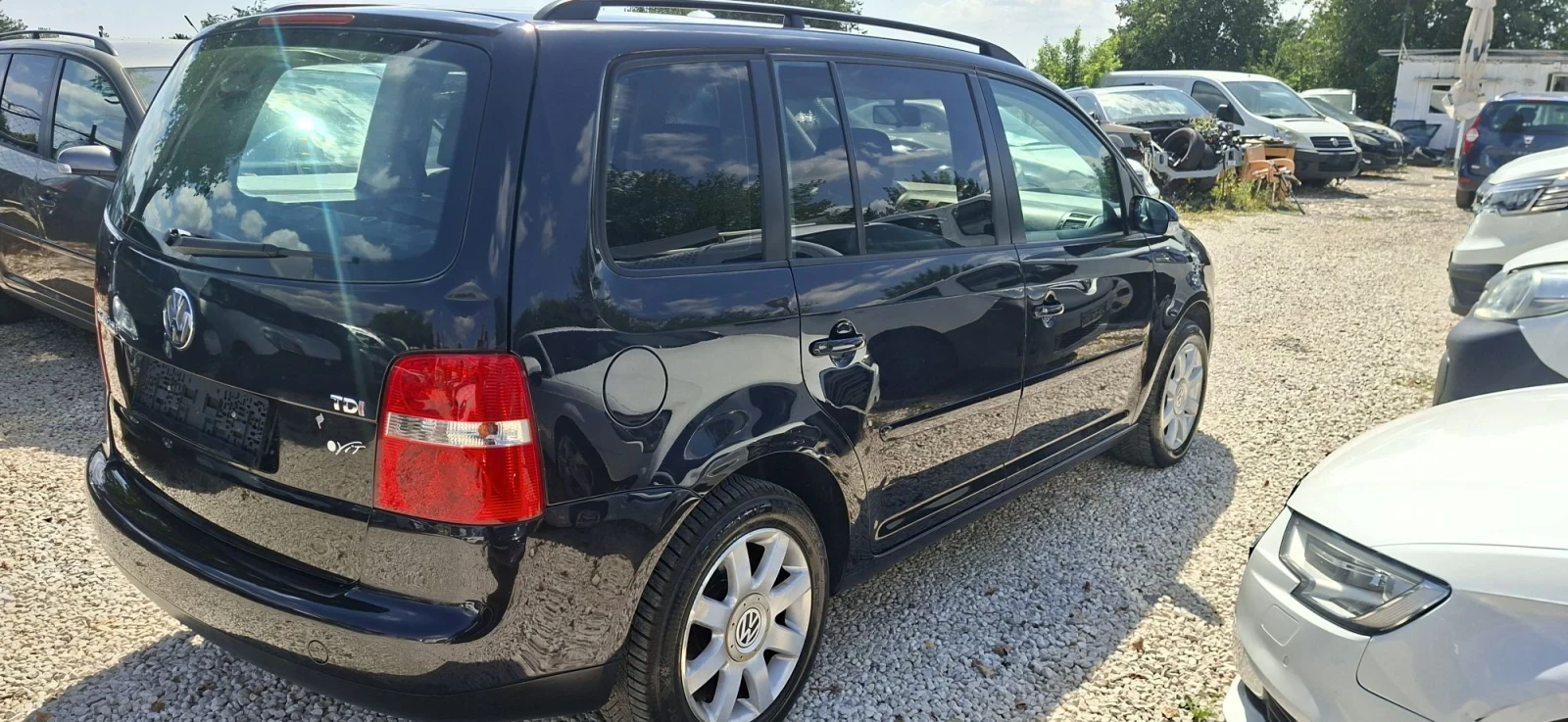 VW Touran 1.9TDI-7 MECTA, снимка 3 - Автомобили и джипове - 55844426