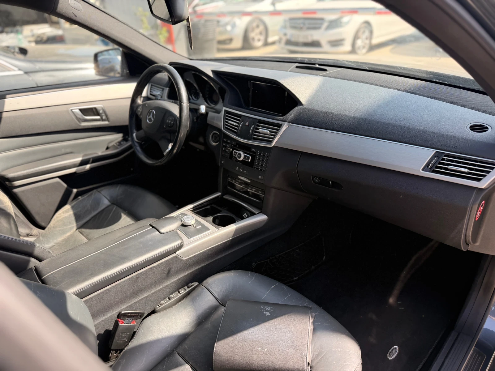 Mercedes-Benz E 350 На части, снимка 5 - Автомобили и джипове - 56060653
