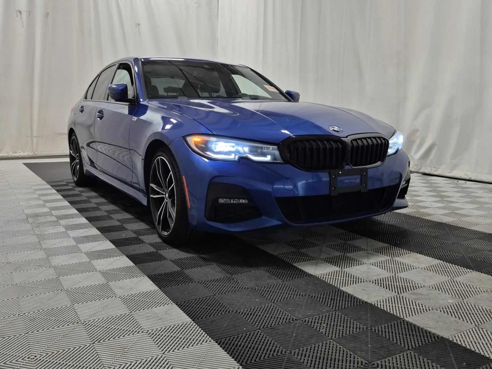 BMW 330 XDRIVE / ���������� | Mobile.bg � ����������� 2