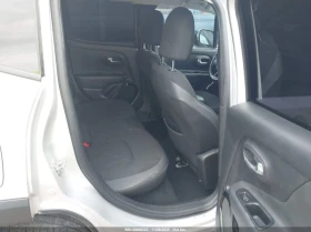 Jeep Renegade ALTITUDE FWD * КРАЙНА ЦЕНА* CARFAX - 9500 € / 18580.38 лв. - 38725711 8