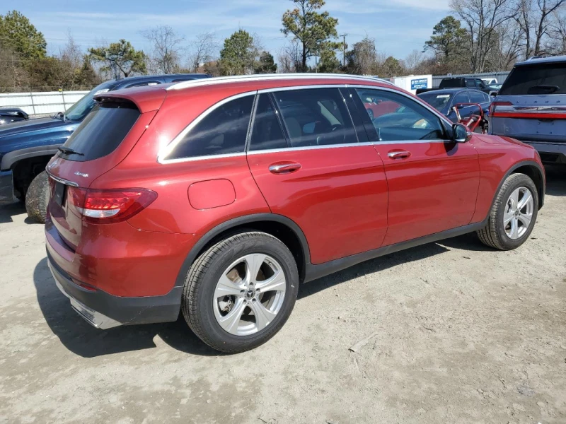 Mercedes-Benz GLC 300 4MATIC* KEYLESS* LANEASSIST* ПОДГРЕВ* КАМЕРА* , снимка 6 - Автомобили и джипове - 49574047