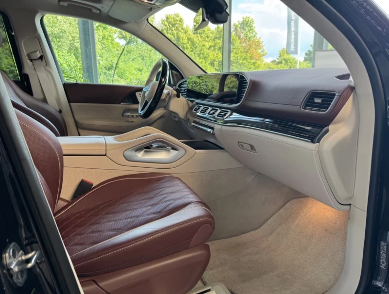 Mercedes-Benz GLS 600 Facelift - 4M Maybach+ E-Active-Body+ High end, снимка 8 - Автомобили и джипове - 51921778