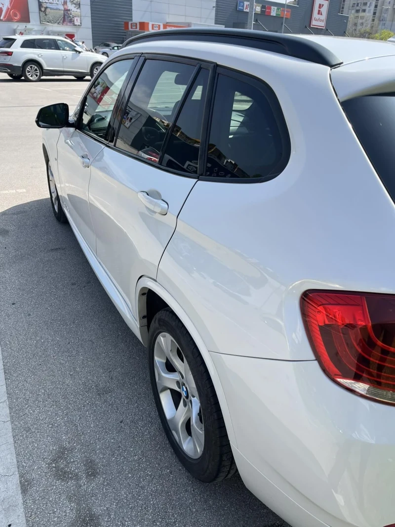 BMW X1 X1, снимка 13 - Автомобили и джипове - 52016134