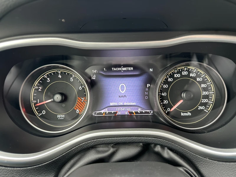 Jeep Cherokee ГАРАНЦИЯ/3.2i 272 к.с. 4x4, снимка 14 - Автомобили и джипове - 52210696