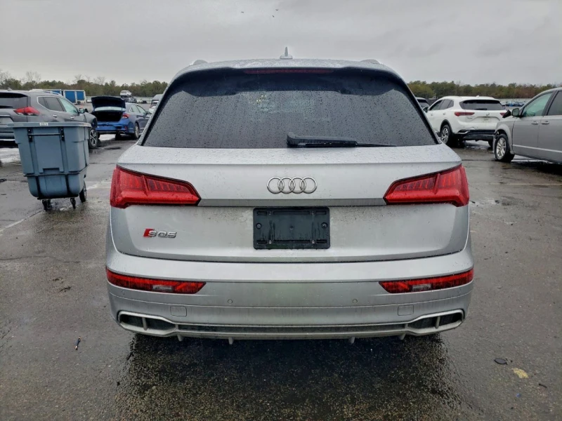 Audi SQ5 Tehnik* Distronic* Пано* Подгреви* 360, снимка 5 - Автомобили и джипове - 53032278