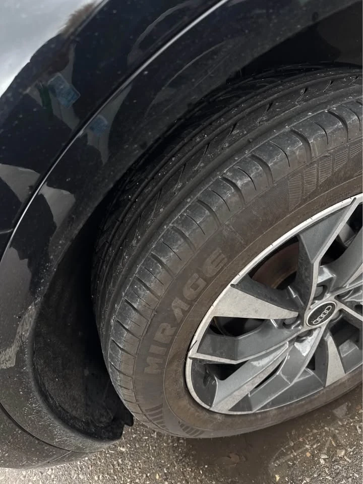 Audi Q5 PROGRESSIV * PANO * DIGITAL * CARFAX * АВТОКРЕДИТ*, снимка 4 - Автомобили и джипове - 53188592