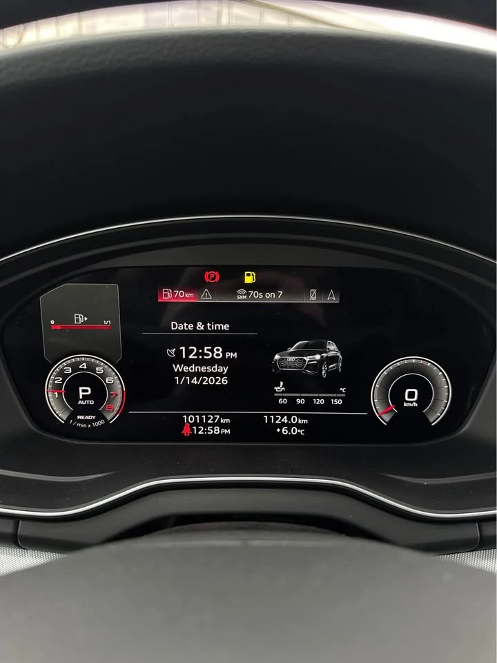 Audi Q5 PROGRESSIV * PANO * DIGITAL * CARFAX * АВТОКРЕДИТ*, снимка 9 - Автомобили и джипове - 53188592