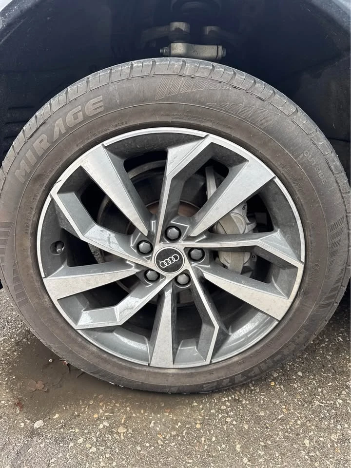 Audi Q5 PROGRESSIV * PANO * DIGITAL * CARFAX * АВТОКРЕДИТ*, снимка 5 - Автомобили и джипове - 53188592