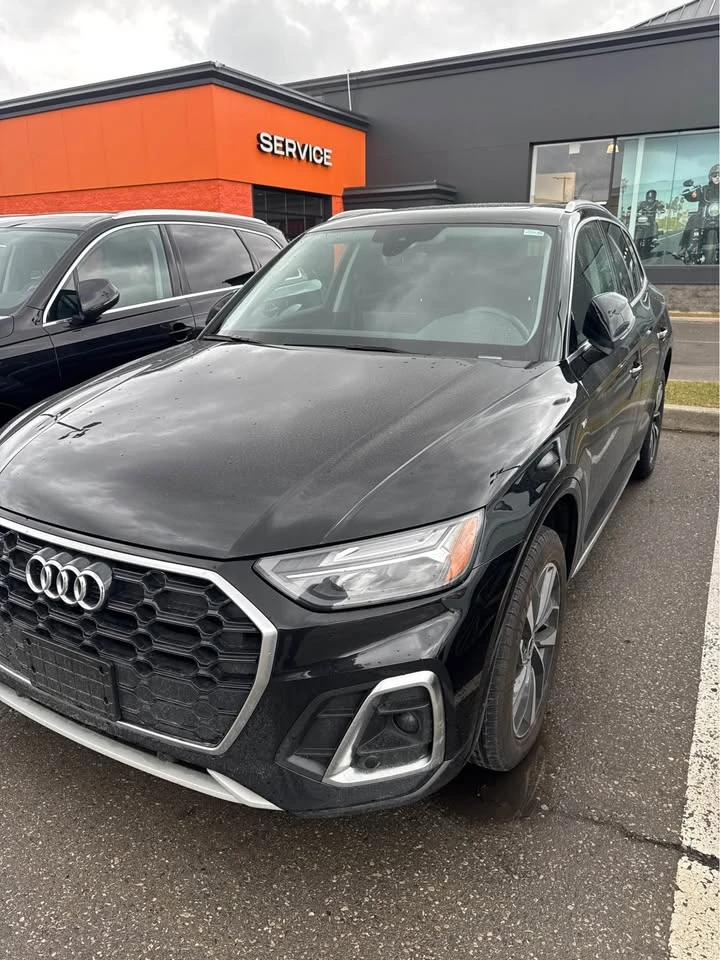 Audi Q5 PROGRESSIV * PANO * DIGITAL * CARFAX * АВТОКРЕДИТ*, снимка 2 - Автомобили и джипове - 53188592