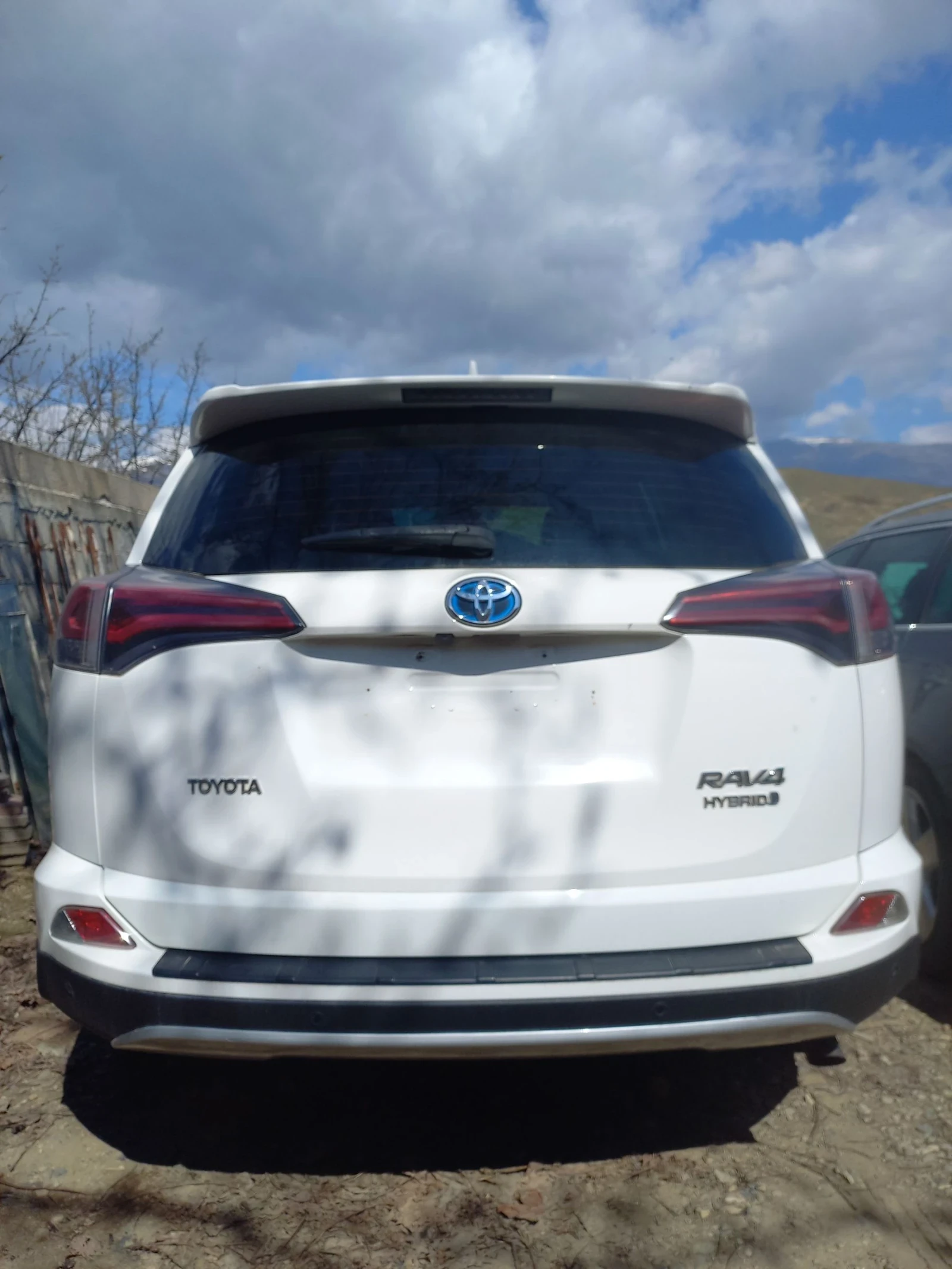 Toyota Rav4 2.5  HIBRID - изображение 2