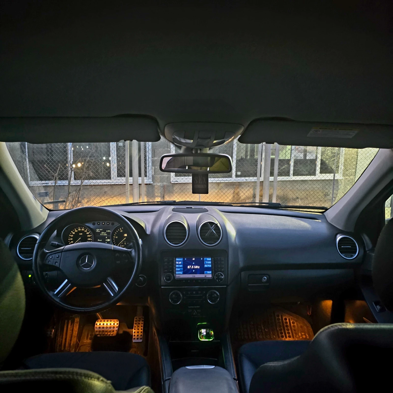 Mercedes-Benz ML 300  - изображение 5
