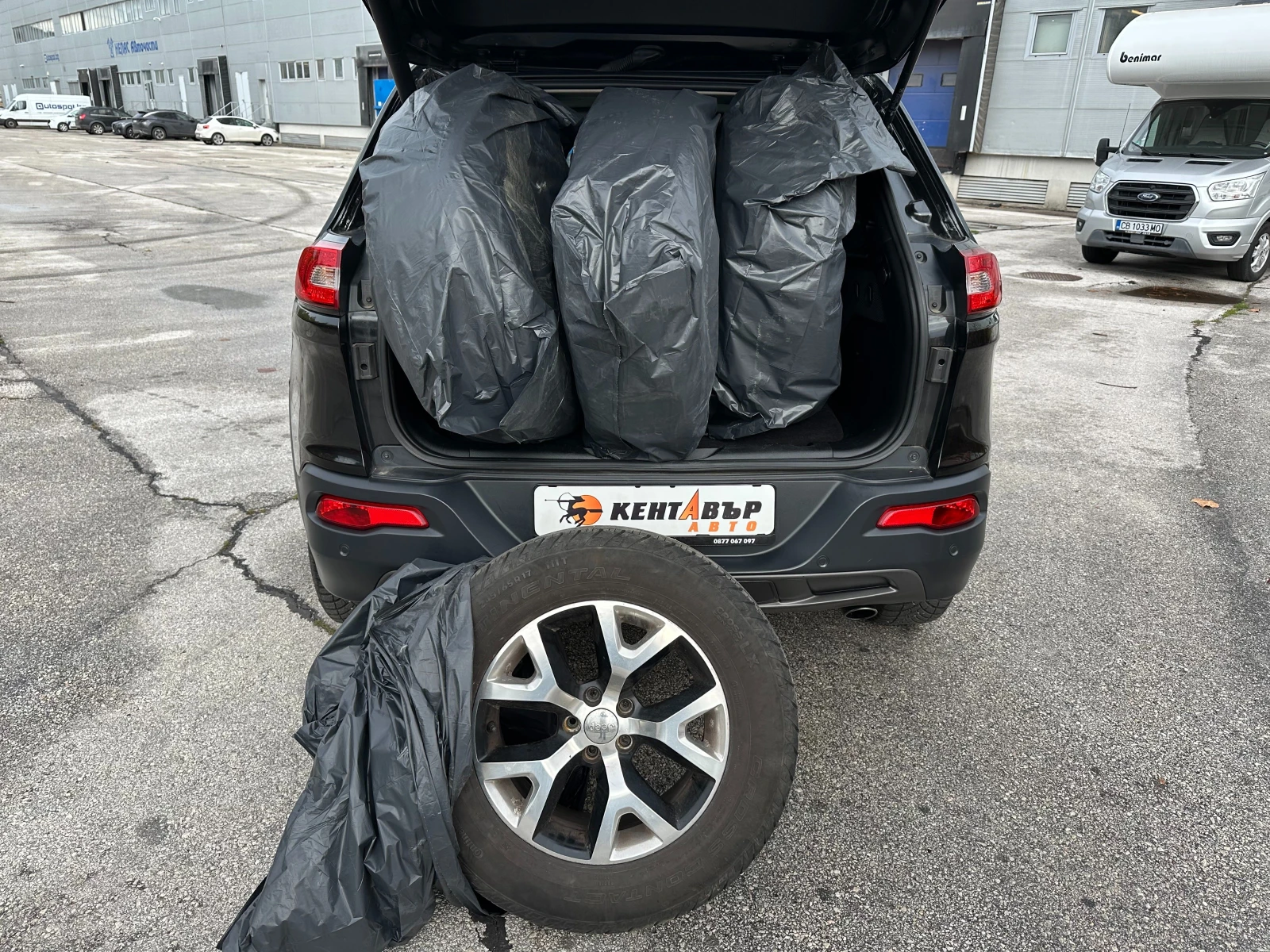 Jeep Cherokee ГАРАНЦИЯ/3.2i 272 к.с. 4x4 | Mobile.bg — изображение 11