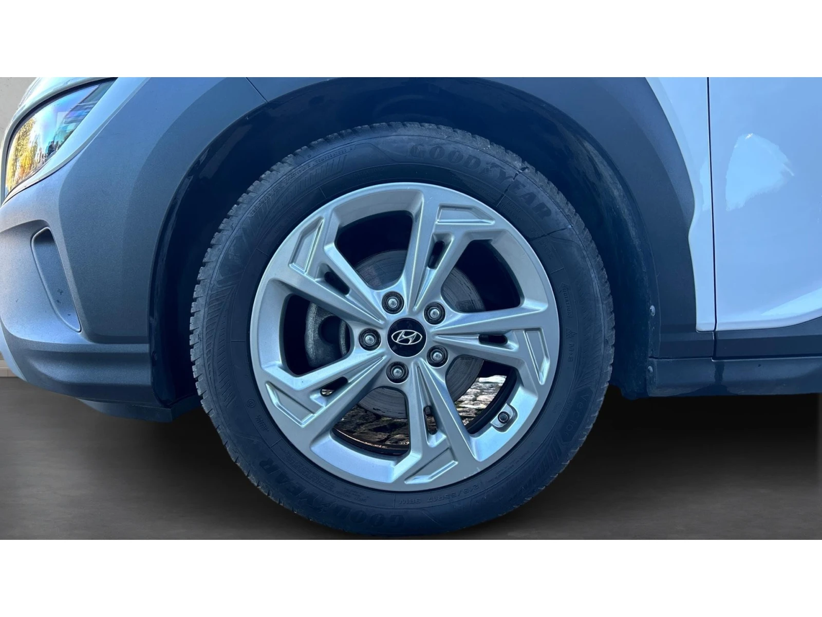 Hyundai Kona    333 . | Mobile.bg   16