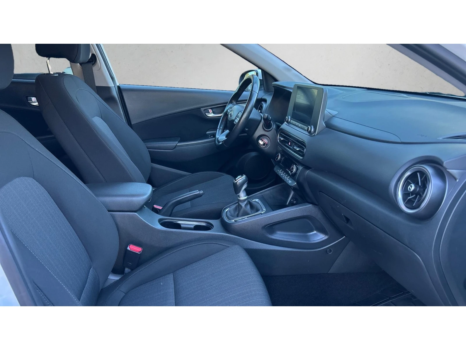 Hyundai Kona Месечна вноска от 333 лв. - изображение 6