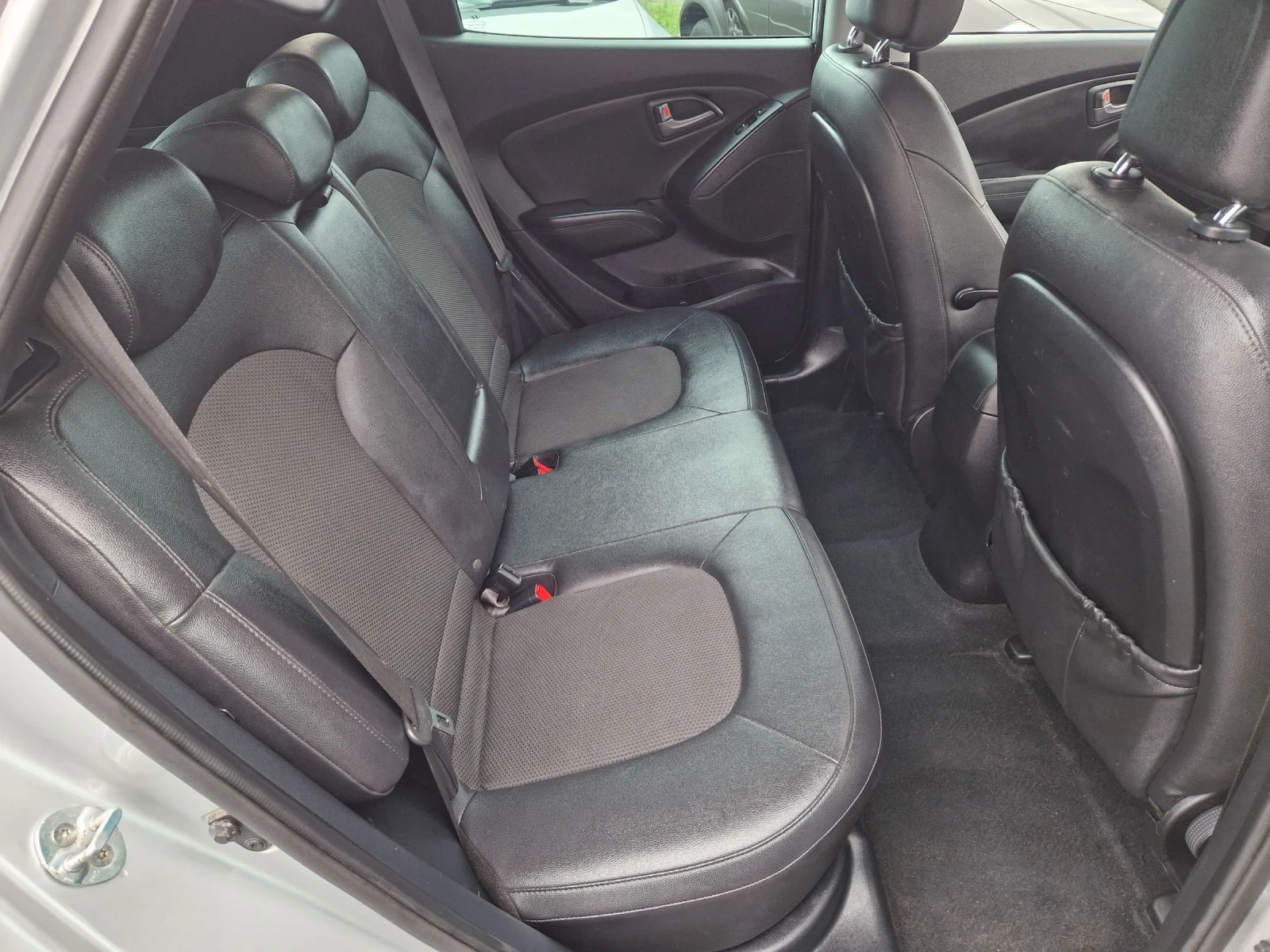 Hyundai IX35 2.0CRDi 4WD  | Mobile.bg   9