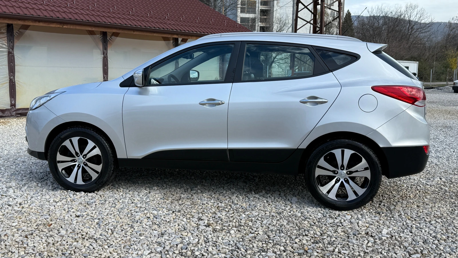 Hyundai IX35 2.0CRDI-136кс/NAVI/EURO 5/КОЖА/ПОДГРЕВ/ВНОС ИТАЛИЯ - изображение 6