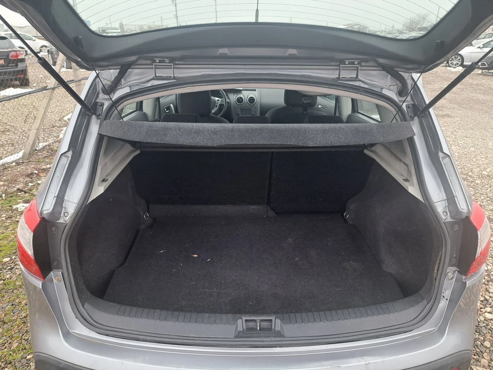 Nissan Qashqai 1.6 автоматик - изображение 10