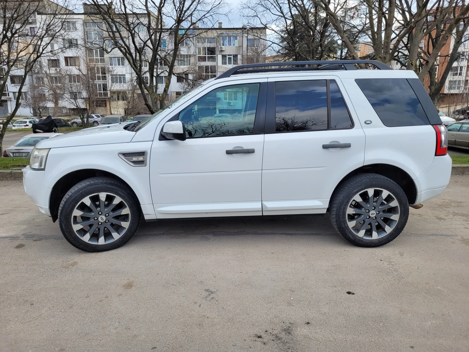 Land Rover Freelander SD4, снимка 6 - Автомобили и джипове - 53905782
