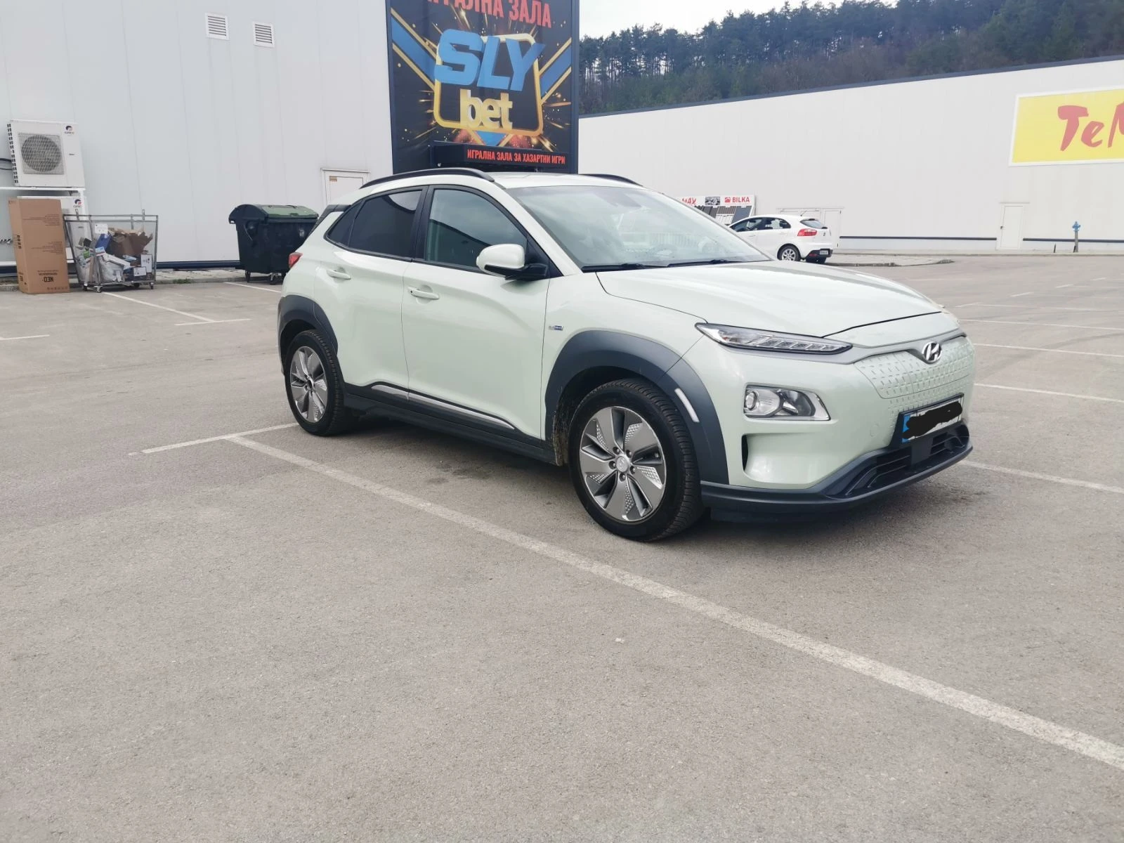 Hyundai Kona, снимка 7 - Автомобили и джипове - 53928982