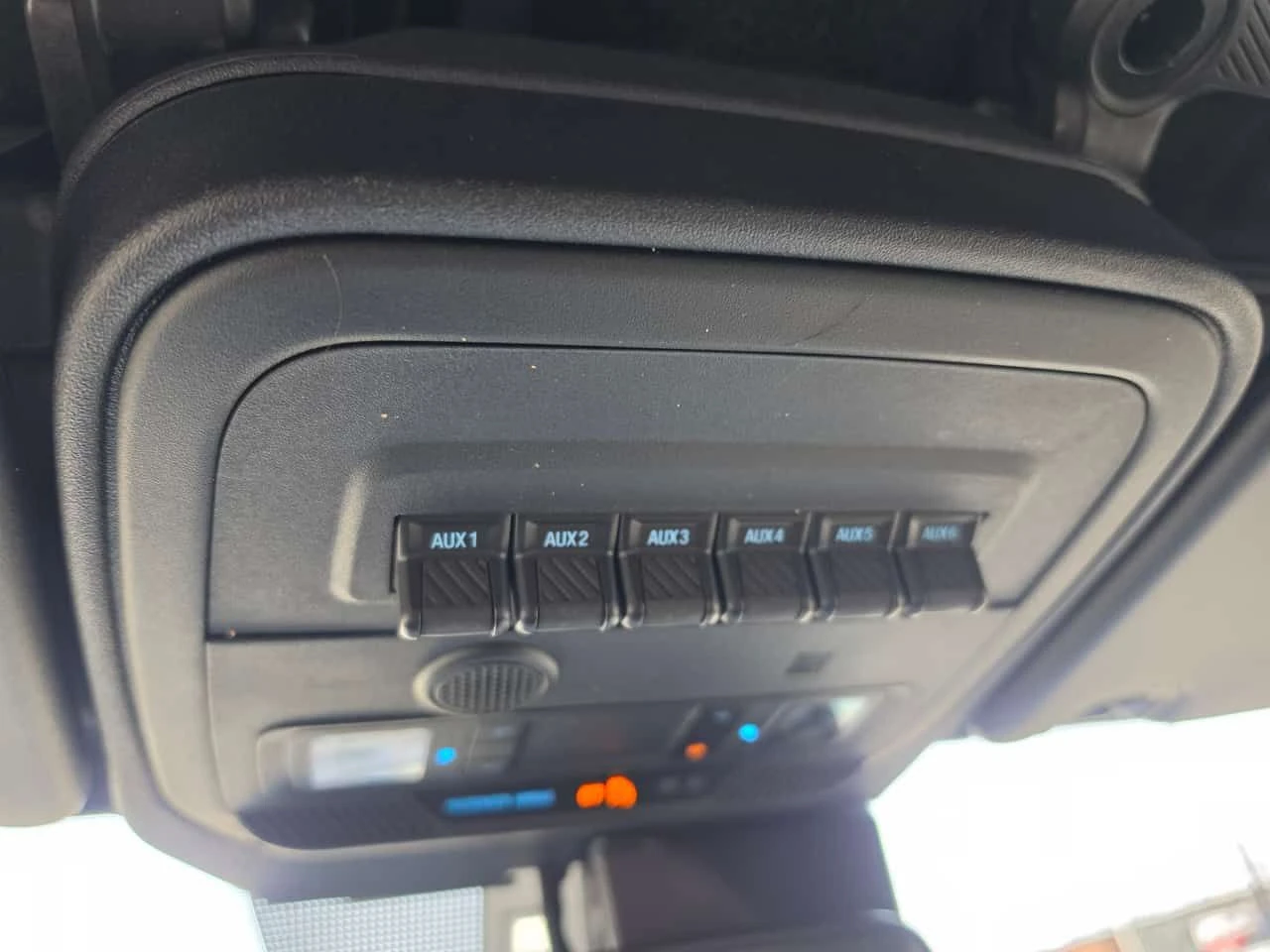Ford Bronco * Raptor 4 Door 4x4* 2 КЛЮЧА* PANO* KEYLESS* ПОДГР, снимка 15 - Автомобили и джипове - 54312902