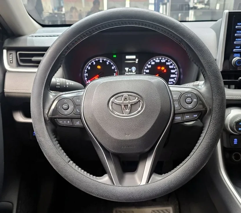 Toyota Rav4 2.5 Бензин 2WD 92 000КМ!, снимка 7 - Автомобили и джипове - 54831729