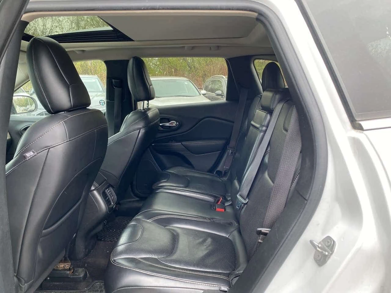 Jeep Cherokee * 4x4 Limited As Traded | Backup Cam | Leather | N, снимка 8 - Автомобили и джипове - 54947934