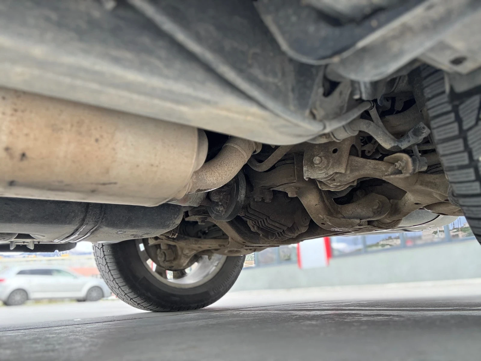 Toyota Sequoia Platinum 5.7i 4x4, снимка 7 - Автомобили и джипове - 55033055