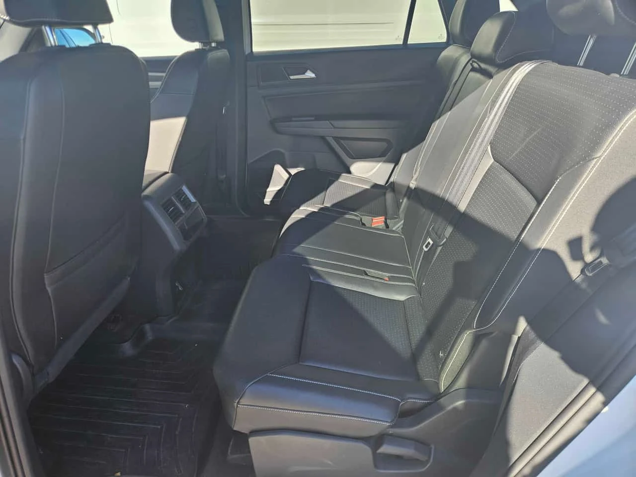 VW Atlas * Comfortline * CARFAX * ���� �� �� | Mobile.bg � ����������� 8