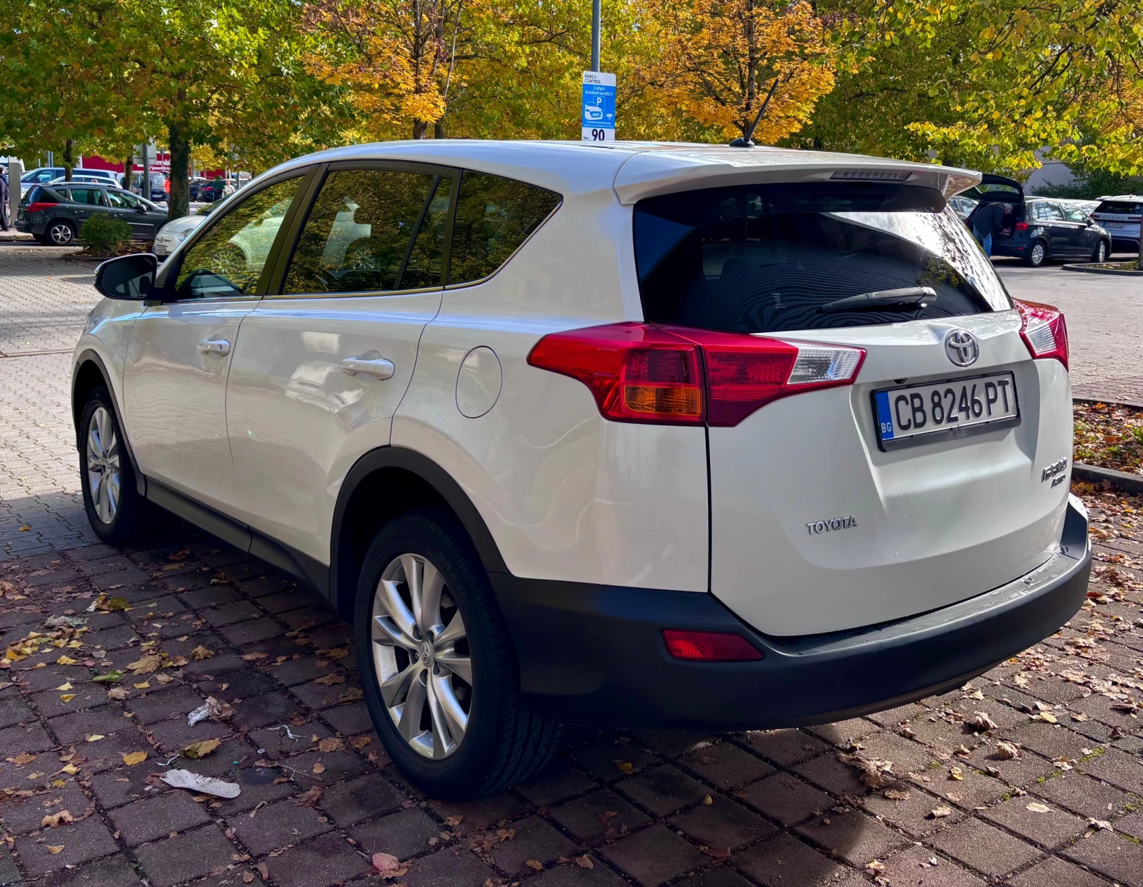 Toyota Rav4, снимка 3 - Автомобили и джипове - 56681751