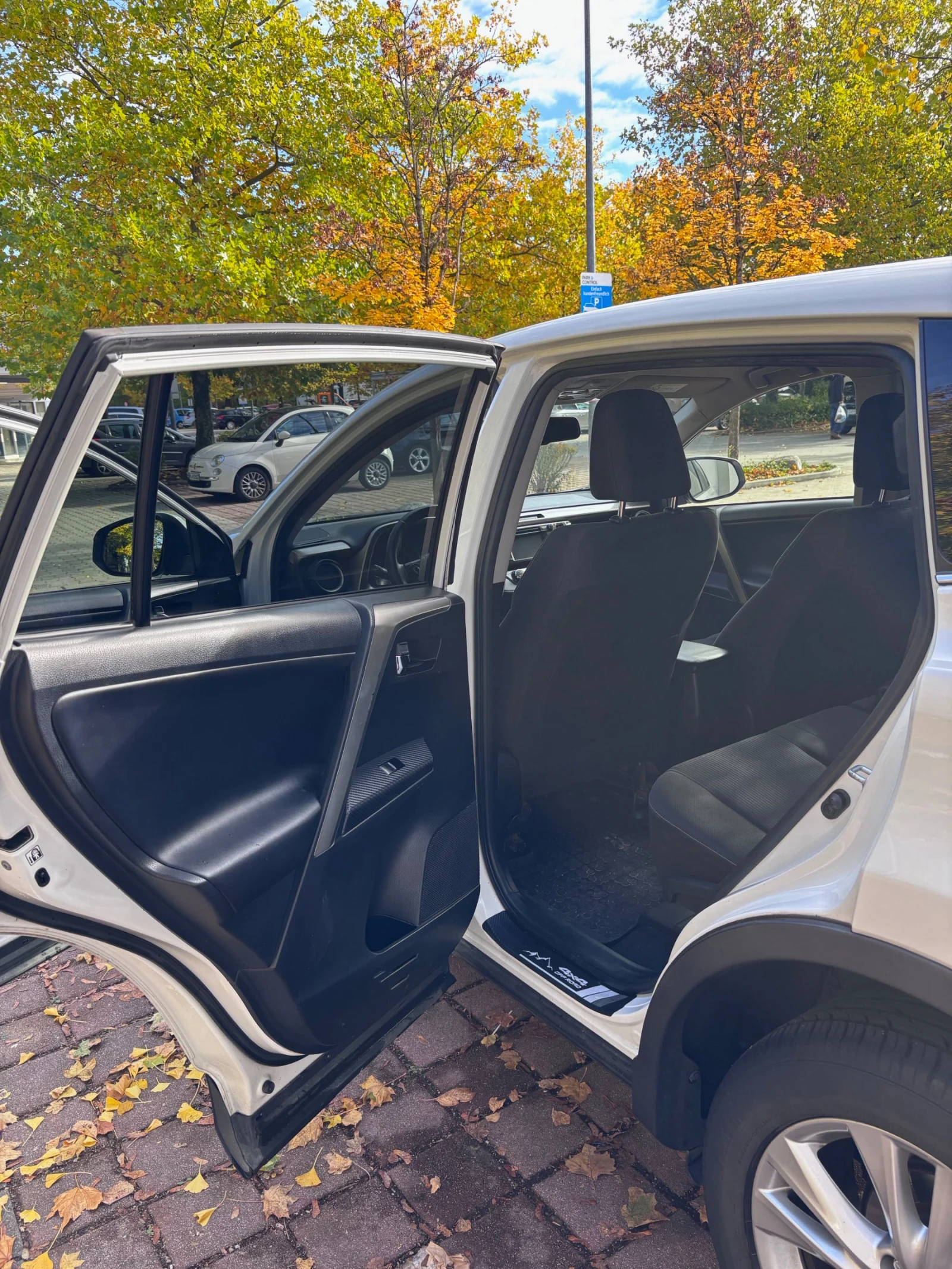 Toyota Rav4, снимка 13 - Автомобили и джипове - 56681751