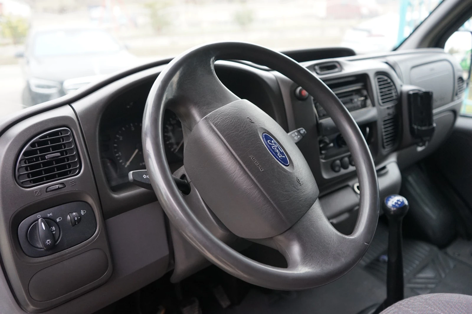 Ford Transit 2.0TDI* 8+ 1* Климатик - изображение 4