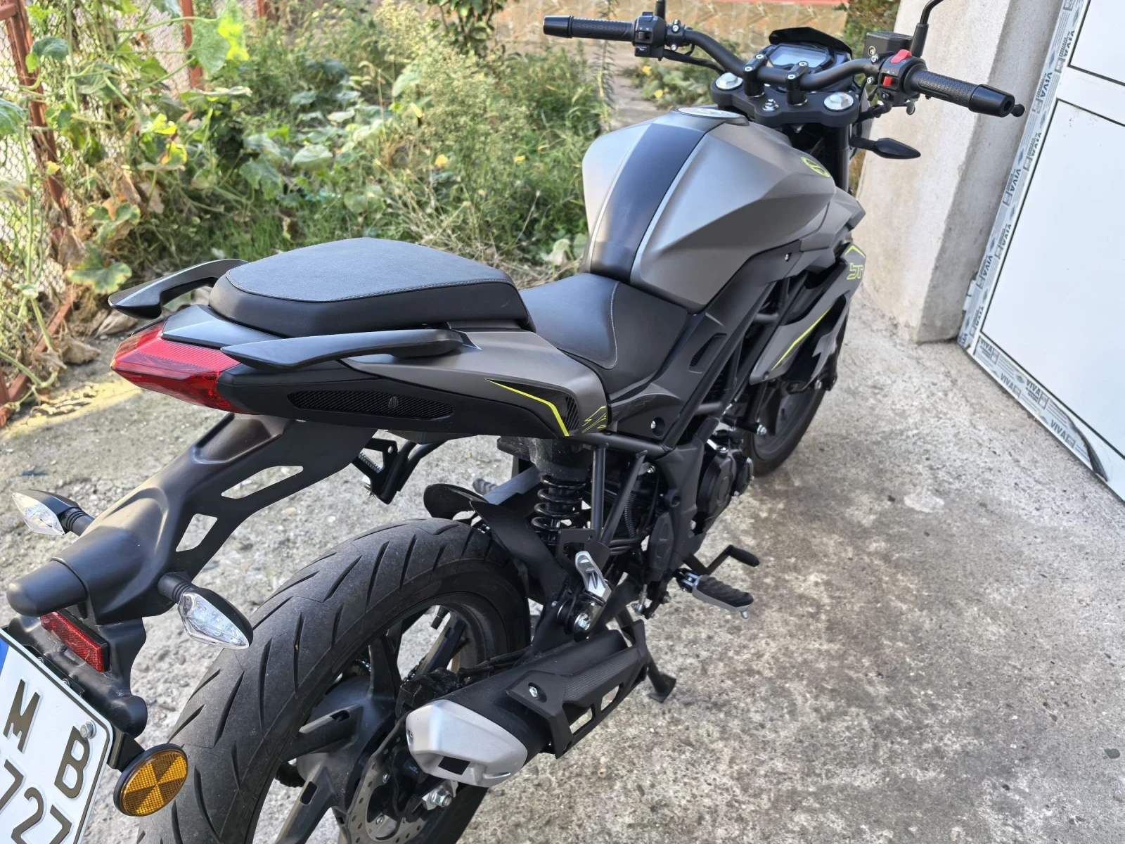 Benelli 125 BN 125 6700км. - изображение 5