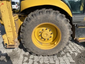  Komatsu WB93R | Mobile.bg    11