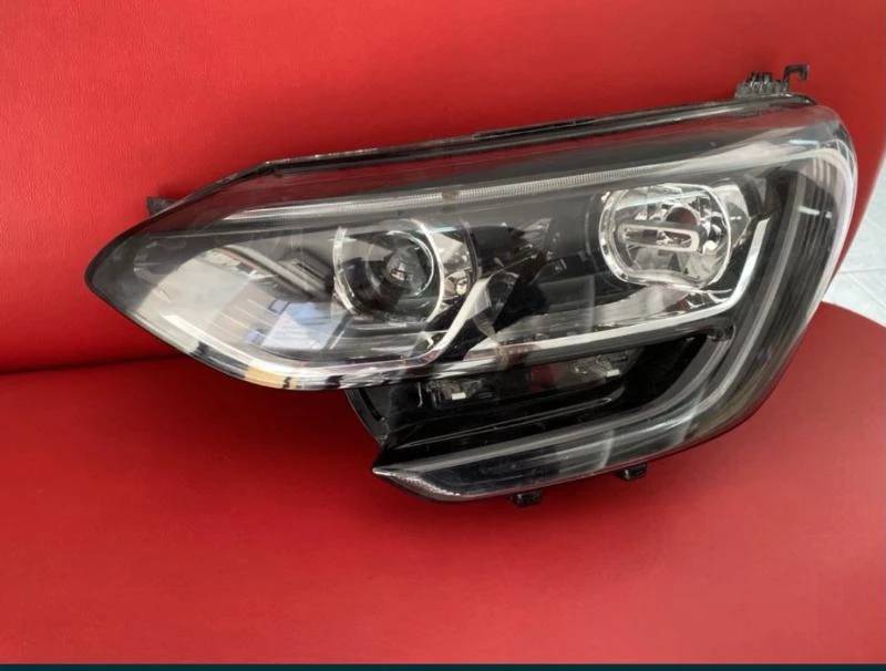 Оригинален фар Рено Меган Renault Megane Led, снимка 2 - Части - 30658628