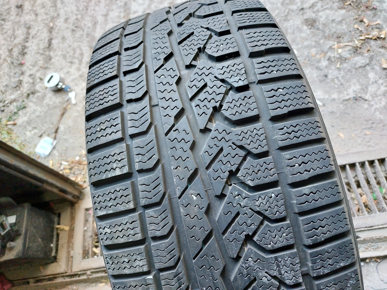 ���� 275/45R20 | Mobile.bg � ����������� 2